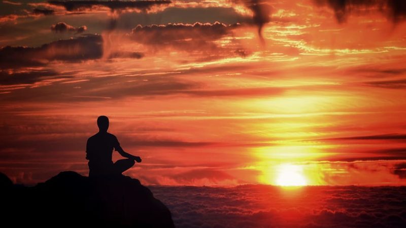 Amazing Benefits of Including Meditation in Your Daily Routine